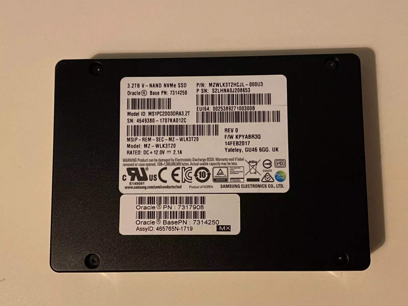 Samsung PM1725 NVMe – Oracle 3.2TB NVMe 2.5” SSD 7314250 MZ-WLK3T20