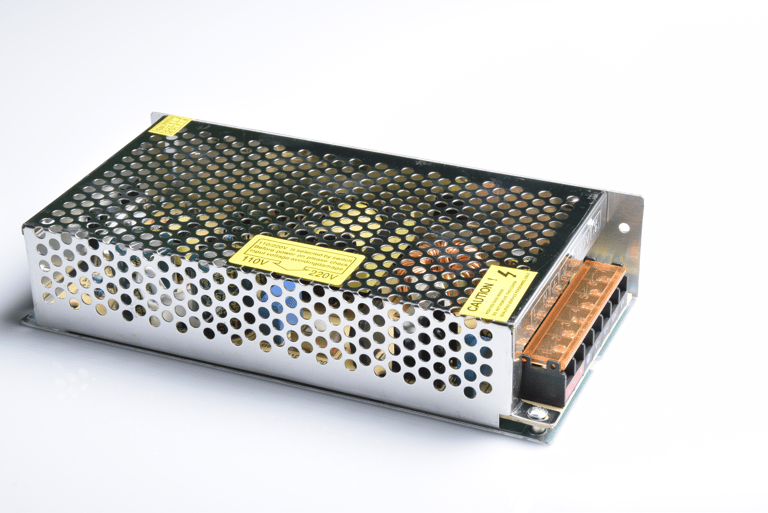 12V 10A Metal Adaptör